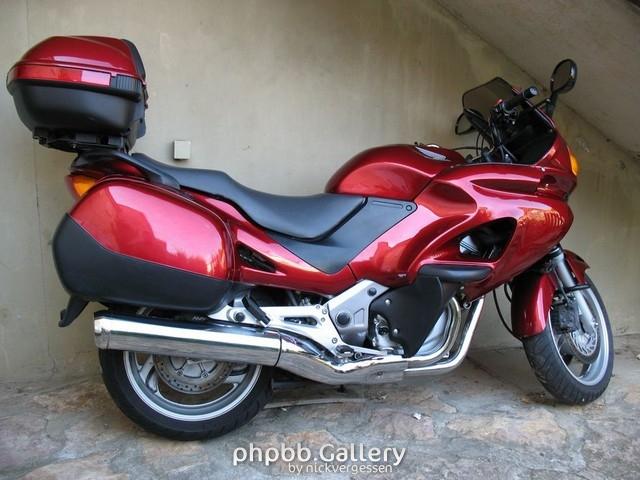 mes motos aujourd'hui, honda deauville 650 mod 2004